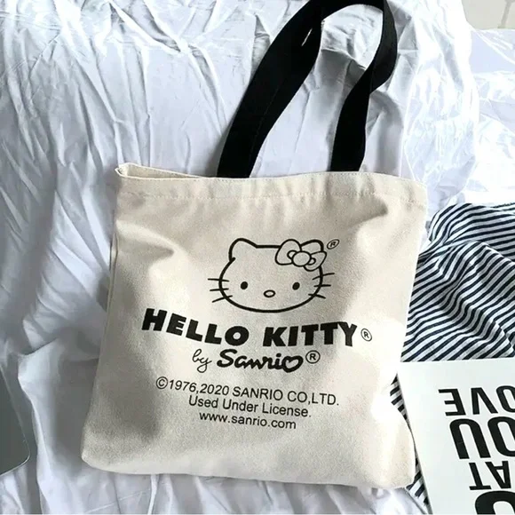 🆕 Hello Kitty Tote bag / cream  color w/ black graphics & straps 🖤 - Picture 5 of 8